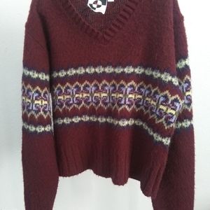 Fuzzy cropped sweater